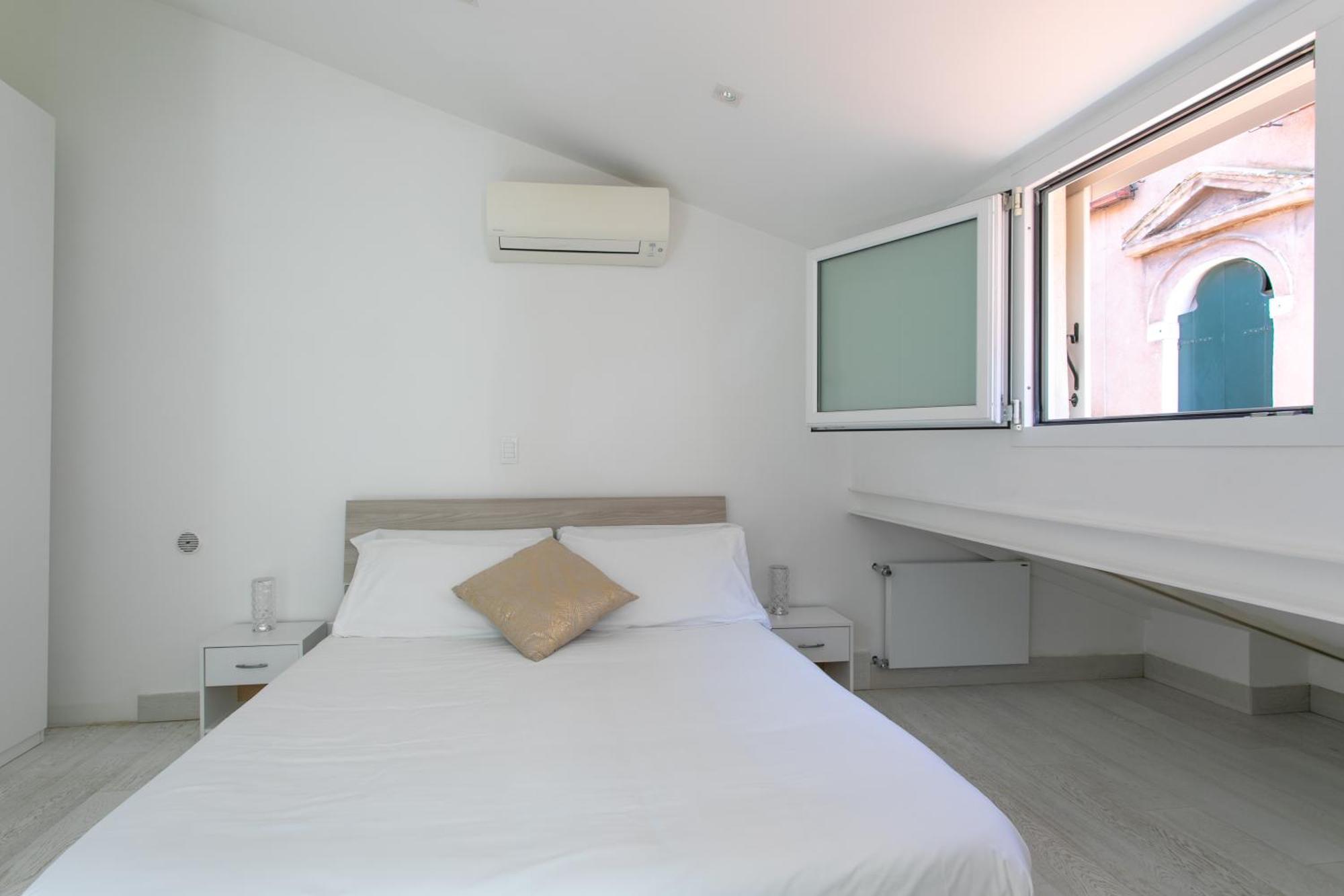 Ca' Sciarrin Apartment Near Rialto Bridge Venedig Værelse billede
